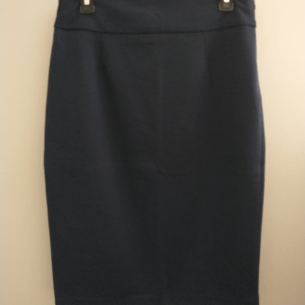 Navy blue pencil skirt, size 8